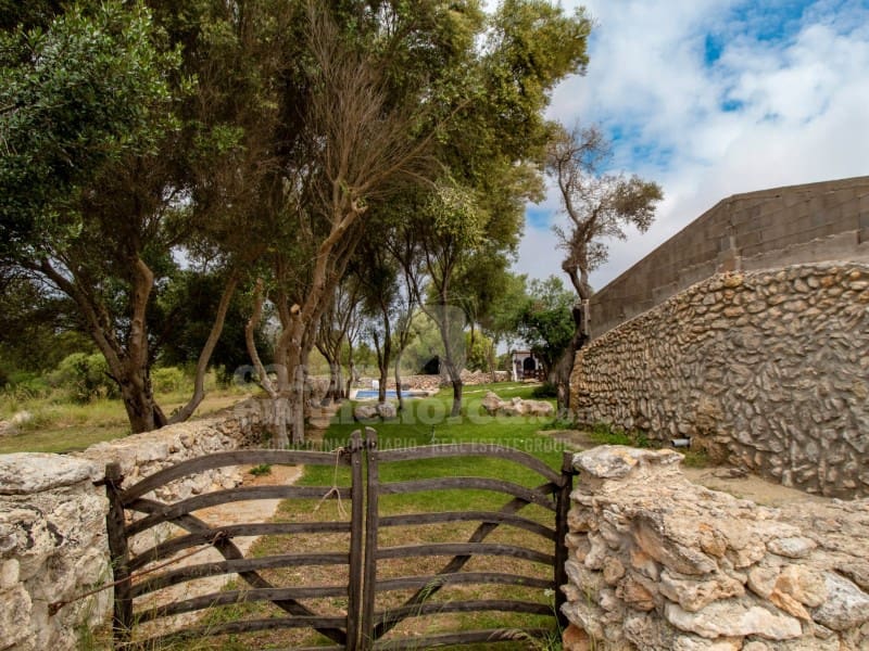 6 soveværelse Finca/Landehus til salg i Alayor / Alaior med garage - € 2.690.000 (Ref: 9007664)