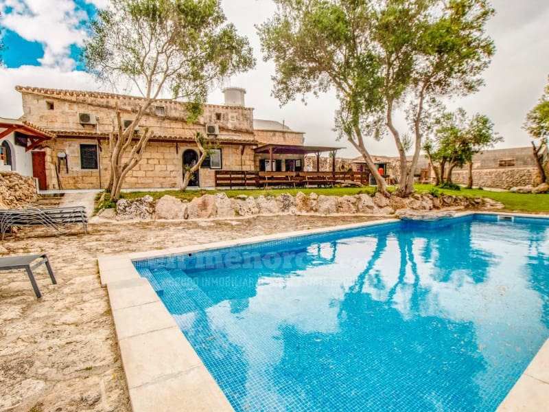 6 makuuhuone Maalaistalo myytävänä paikassa Alayor / Alaior mukana 
autotalli - 2 690 000 € (Ref: 9007664)