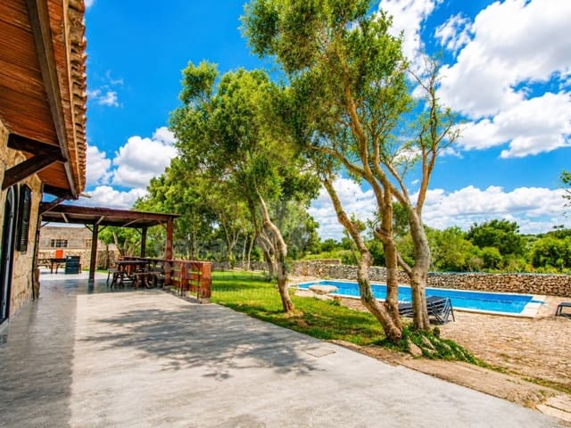 6 soveværelse Finca/Landehus til salg i Alayor / Alaior med garage - € 2.690.000 (Ref: 9007664)