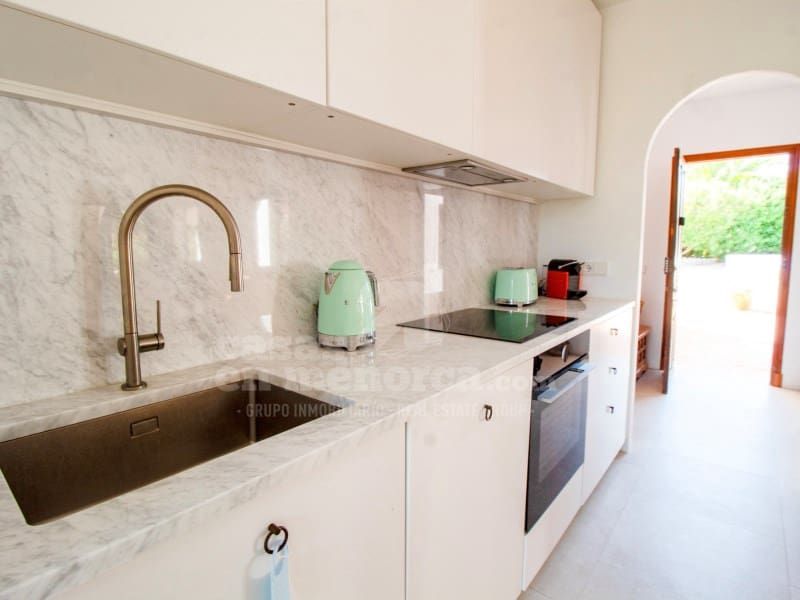 4 soveværelse Villa til salg i Mahon / Mao med swimmingpool garage - € 850.000 (Ref: 9014661)