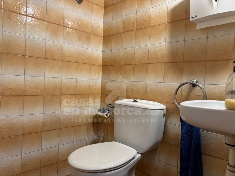 Commercieel te huur in Alayor / Alaior - € 700 (Ref: 9042614)