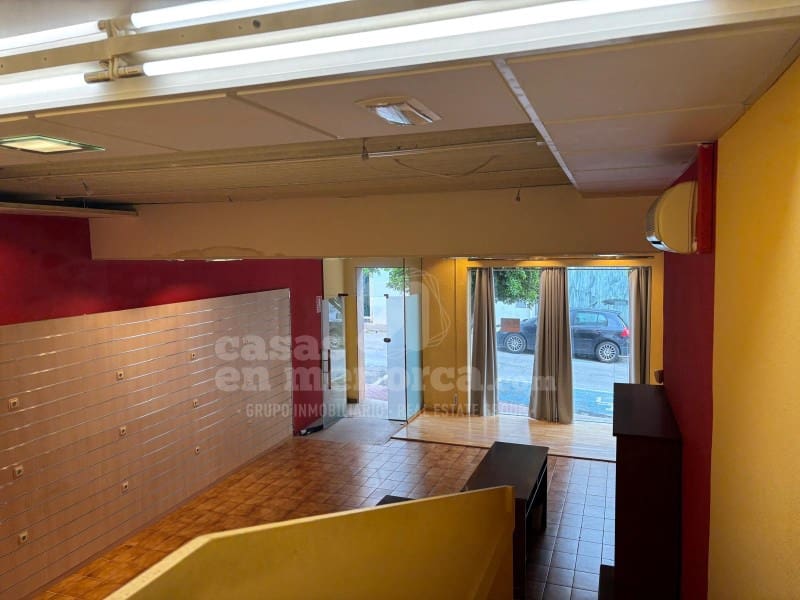 Commercieel te huur in Alayor / Alaior - € 700 (Ref: 9042614)