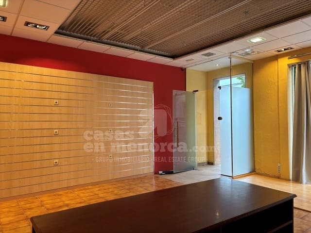 Commercieel te huur in Alayor / Alaior - € 700 (Ref: 9042614)