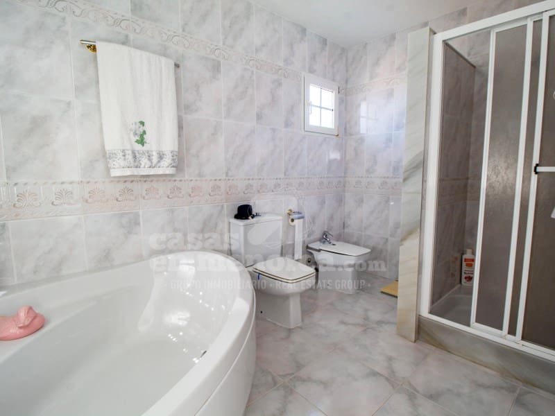 5 soverom Villa til salgs i Mahon / Mao med svømmebasseng garasje - € 990 000 (Ref: 9075029)