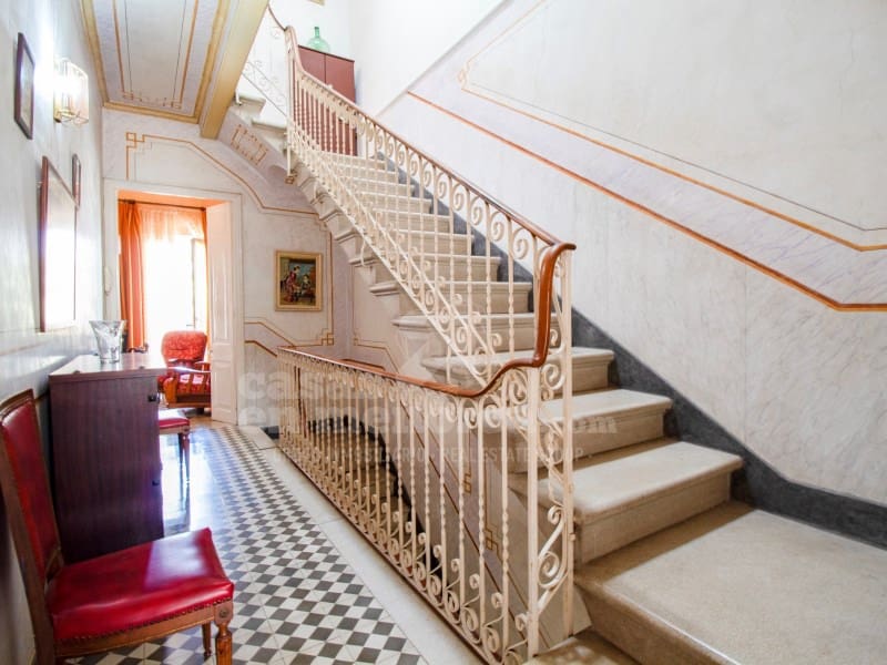 3 soveværelse Byhus til salg i Mahon / Mao - € 470.000 (Ref: 9104941)