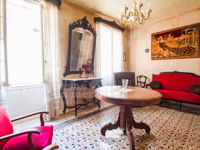 3 soveværelse Byhus til salg i Mahon / Mao - € 470.000 (Ref: 9104941)