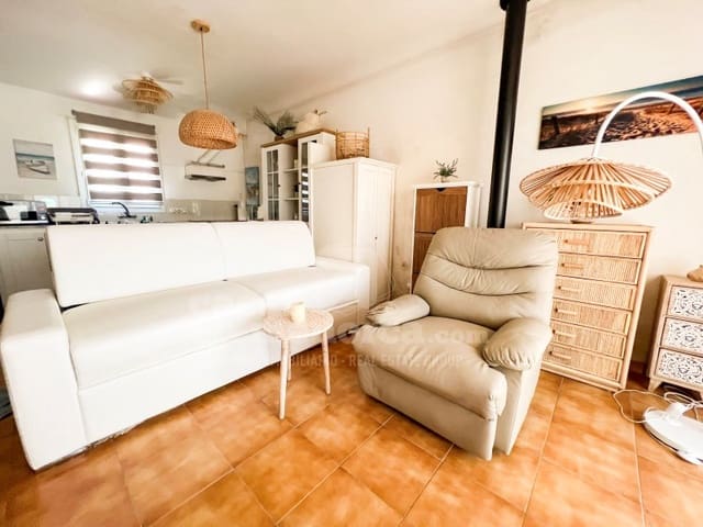 1 soverom Leilighet til salgs i Port d'Addaia, Es Mercadal med svømmebasseng - € 297 000 (Ref: 9110633)