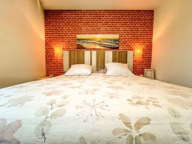 1 soverom Leilighet til salgs i Port d'Addaia, Es Mercadal med svømmebasseng - € 297 000 (Ref: 9110633)