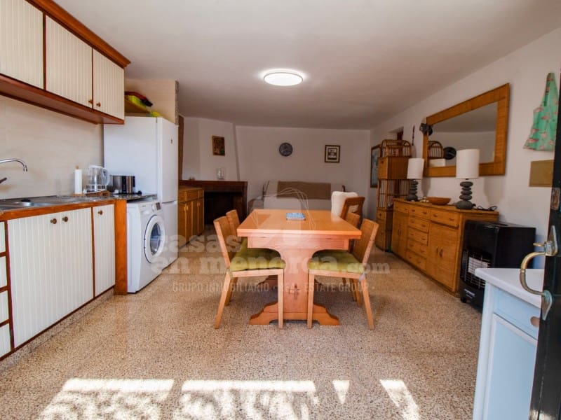 6 soveværelse Villa til salg i Punta Grossa med swimmingpool - € 650.000 (Ref: 9118957)