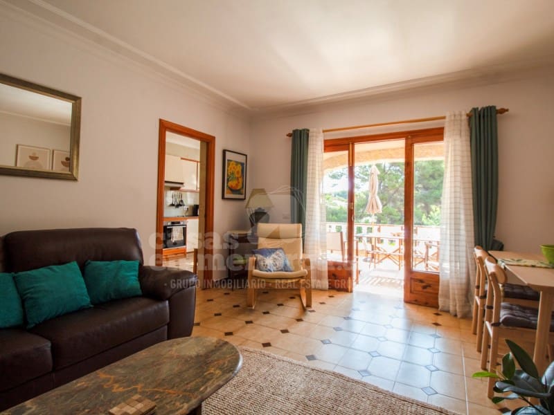 6 soveværelse Villa til salg i Punta Grossa med swimmingpool - € 650.000 (Ref: 9118957)