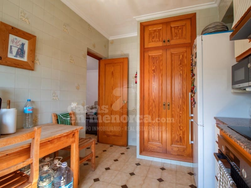 6 soveværelse Villa til salg i Punta Grossa med swimmingpool - € 650.000 (Ref: 9118957)