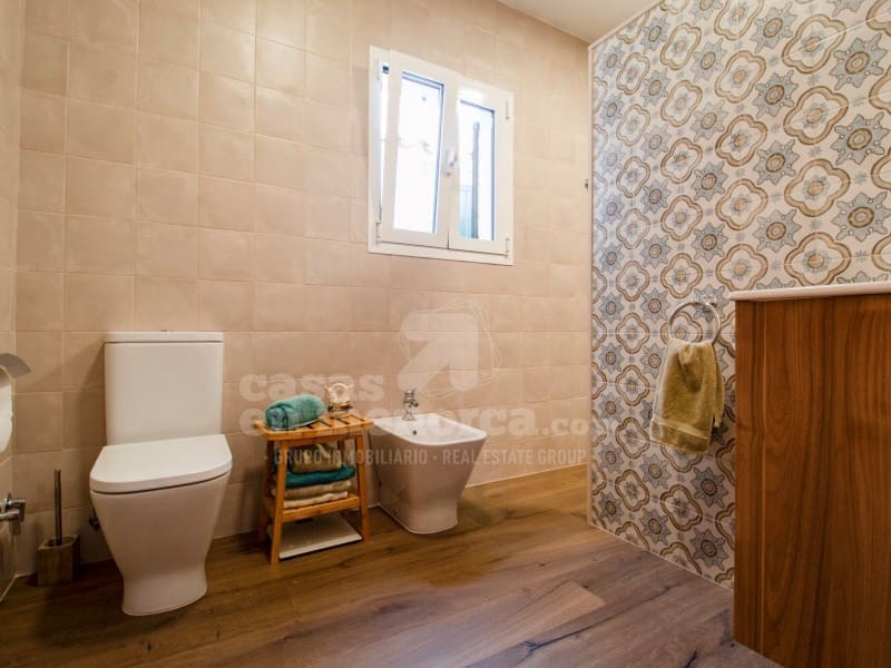 6 soveværelse Villa til salg i Punta Grossa med swimmingpool - € 650.000 (Ref: 9118957)