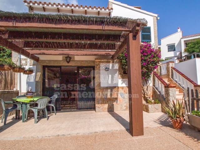6 soverom Villa til salgs i Punta Grossa, Es Mercadal med svømmebasseng - € 650 000 (Ref: 9118957)