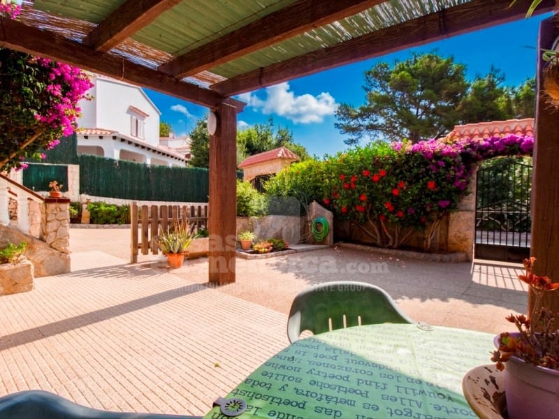 6 soverom Villa til salgs i Punta Grossa med svømmebasseng - € 620 000 (Ref: 9118957)