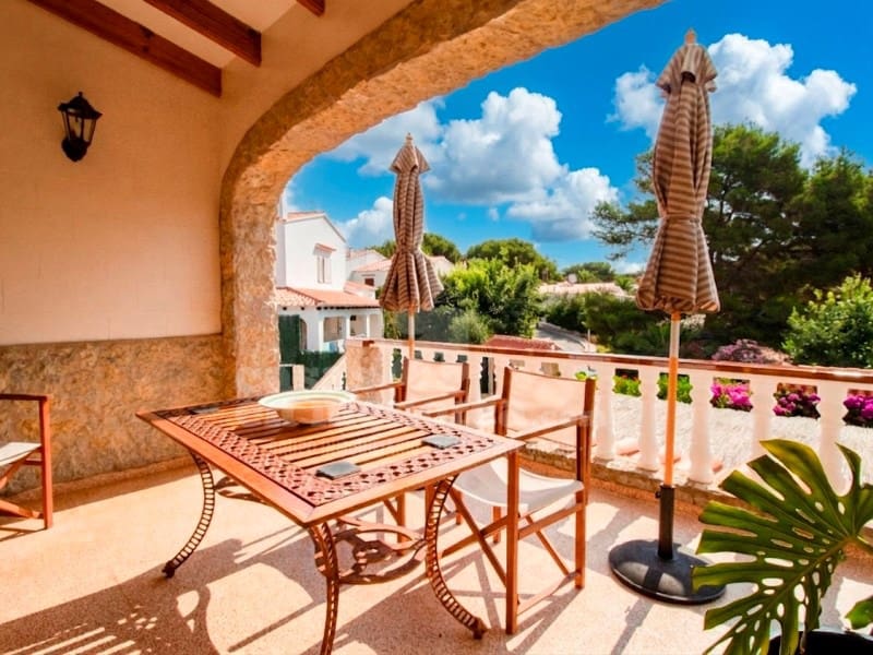 6 soverom Villa til salgs i Punta Grossa med svømmebasseng - € 620 000 (Ref: 9118957)