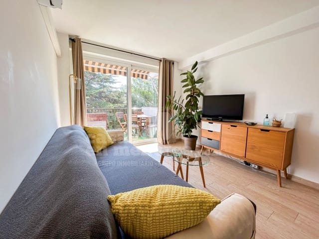 1 makuuhuone Huoneisto myytävänä paikassa Cala Blanca, Ciutadella de Menorca - 235 000 € (Ref: 9125345)