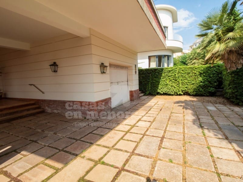 4 soverom Villa til salgs i Mahon / Mao med svømmebasseng garasje - € 1 500 000 (Ref: 9129957)