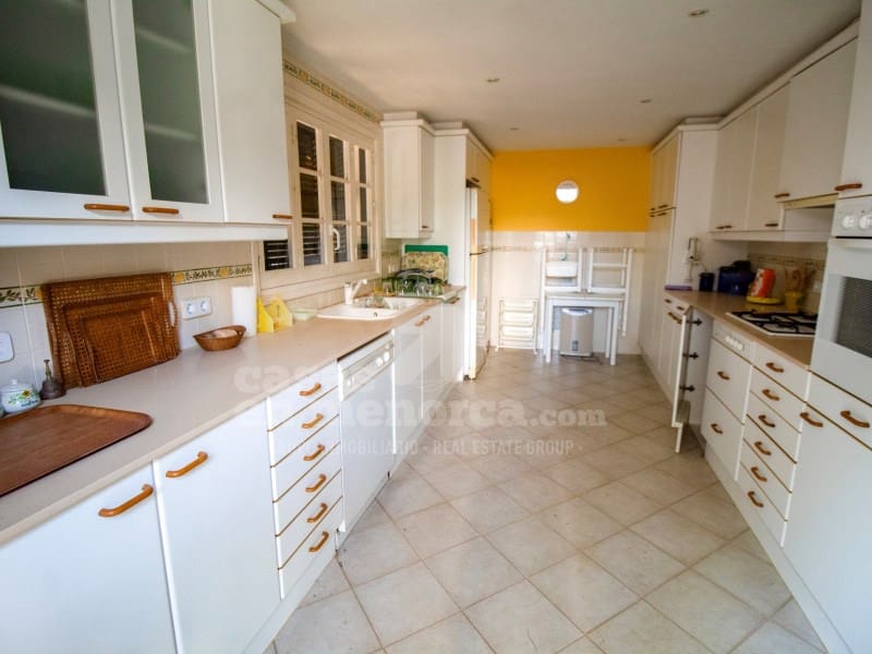 4 soverom Villa til salgs i Mahon / Mao med svømmebasseng garasje - € 1 500 000 (Ref: 9129957)