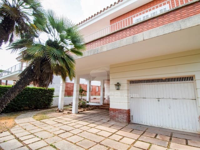 4 sovrum Villa till salu i Mahón / Maó med pool garage - 1 500 000 € (Ref: 9129957)