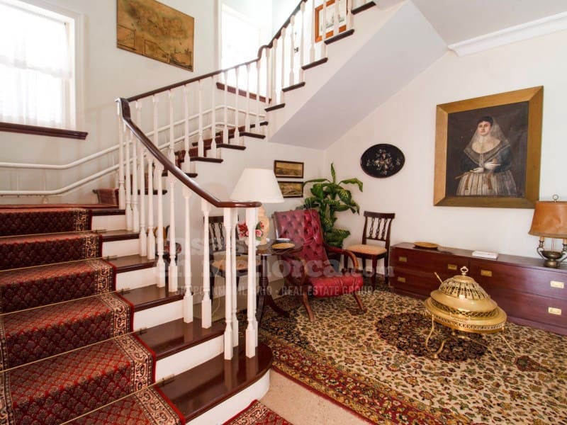 4 soverom Villa til salgs i Mahon / Mao med svømmebasseng garasje - € 1 500 000 (Ref: 9129957)