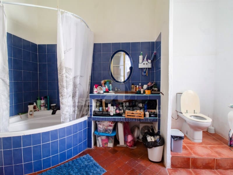 6 bedroom Townhouse for sale in Mahon / Mao - € 685,000 (Ref: 9131935)