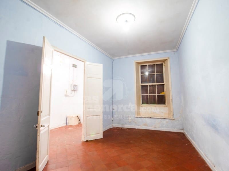 6 slaapkamer Huis te koop in Mahon / Mao - € 685.000 (Ref: 9131935)