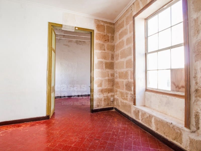 6 slaapkamer Huis te koop in Mahon / Mao - € 685.000 (Ref: 9131935)