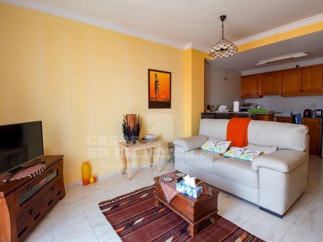 3 bedroom Flat for sale in Es Castell with pool - € 330,000 (Ref: 9141563)