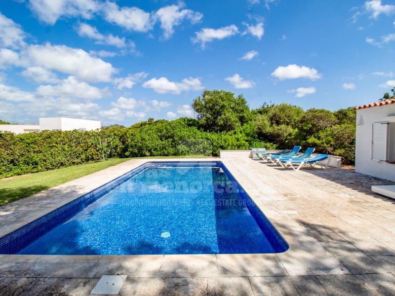 3 soveværelse Villa til salg i Binidali med swimmingpool - € 1.913.000 (Ref: 9149190)