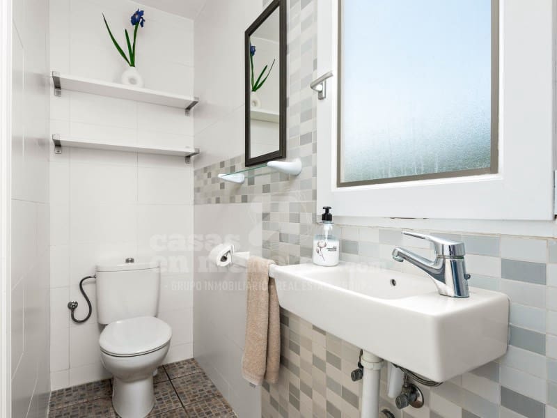 4 soveværelse Villa til salg i Cala Blanca med swimmingpool - € 1.260.000 (Ref: 9154332)