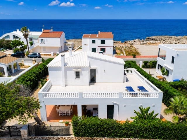 4 bedroom Villa for sale in Cala Blanca, Ciutadella de Menorca with pool - € 1,260,000 (Ref: 9154332)