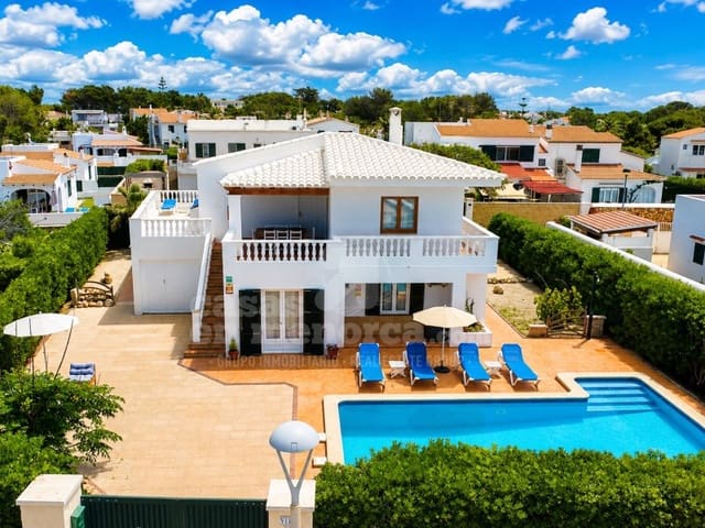 4 bedroom Villa for sale in Cala Blanca, Ciutadella de Menorca with pool - € 1,260,000 (Ref: 9154332)