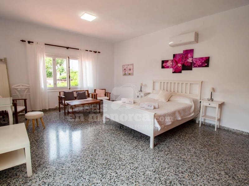 4 soveværelse Villa til salg i Punta Grossa med swimmingpool garage - € 990.000 (Ref: 9166074)