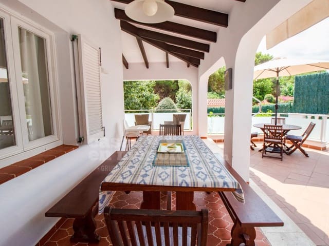 4 soverom Villa til salgs i Punta Grossa, Es Mercadal med svømmebasseng garasje - € 1 150 000 (Ref: 9166074)