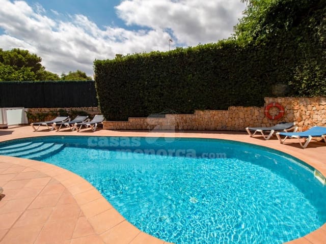 4 soveværelse Villa til salg i Punta Grossa, Es Mercadal med swimmingpool garage - € 990.000 (Ref: 9166074)