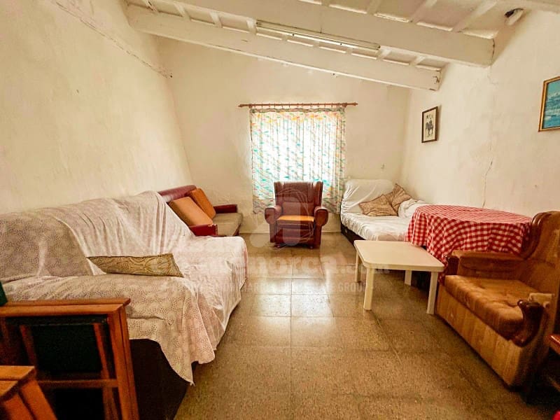 Ubebygd land til salgs i Cala Blanca - € 685 000 (Ref: 9173417)