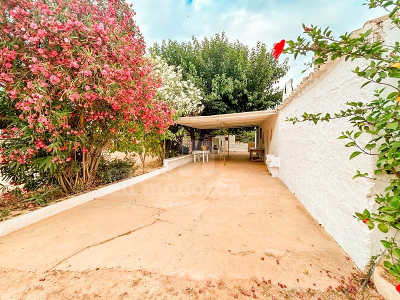 Ubebygd land til salgs i Cala Blanca - € 685 000 (Ref: 9173417)