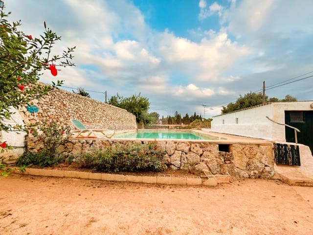 Ubebygd land til salgs i Cala Blanca, Ciutadella de Menorca - € 685 000 (Ref: 9173417)