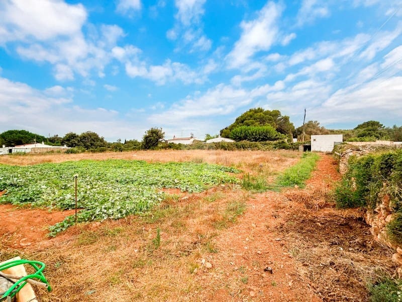 Ubebygd land til salgs i Cala Blanca - € 685 000 (Ref: 9173417)