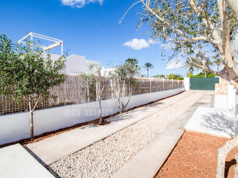 2 soveværelse Villa til salg i Alayor / Alaior med swimmingpool - € 540.000 (Ref: 9176650)