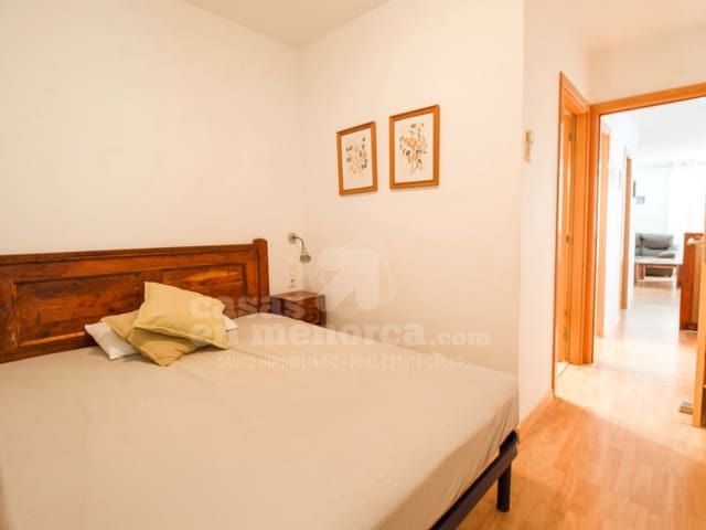 2 soveværelse Lejlighed til salg i Es Castell - € 295.000 (Ref: 9185348)