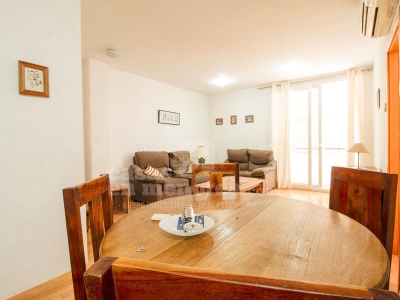 2 soveværelse Lejlighed til salg i Es Castell - € 295.000 (Ref: 9185348)