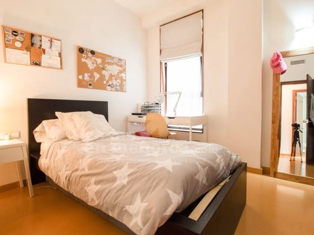 4 soverom Leilighet til salgs i Mahón / Maó - € 495 000 (Ref: 9186848)