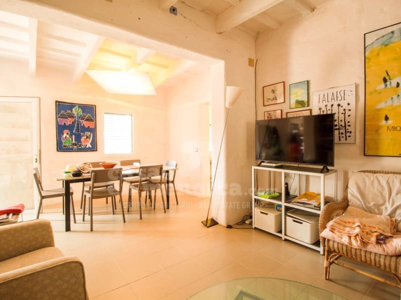 4 soveværelse Finca/Landehus til salg i Trebaluger med garage - € 1.200.000 (Ref: 9188400)