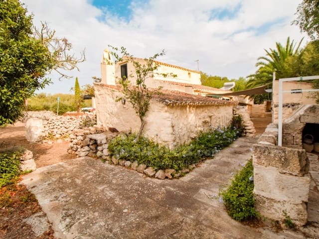 4 sypialnia Finka/Dom wiejski na sprzedaż w Trebaluger, Es Castell z garażem - 1 200 000 € (Ref: 9188400)