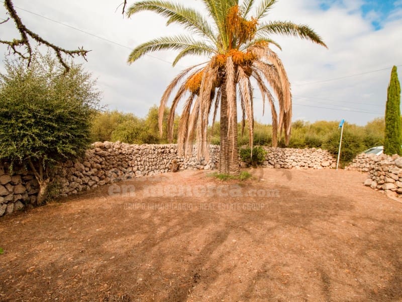 4 soveværelse Finca/Landehus til salg i Trebaluger med garage - € 1.200.000 (Ref: 9188400)