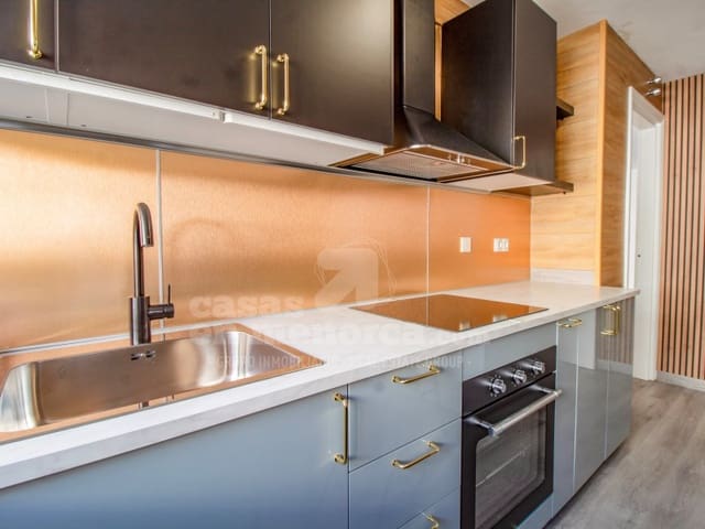 3 bedroom Flat for sale in Mahón / Maó - € 315,000 (Ref: 9204814)