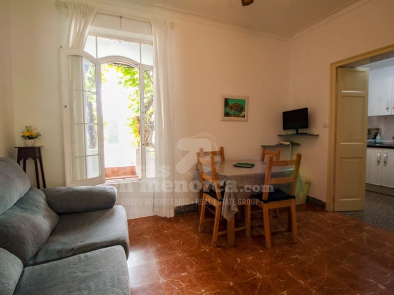 4 soveværelse Byhus til salg i Es Castell - € 421.000 (Ref: 9206768)