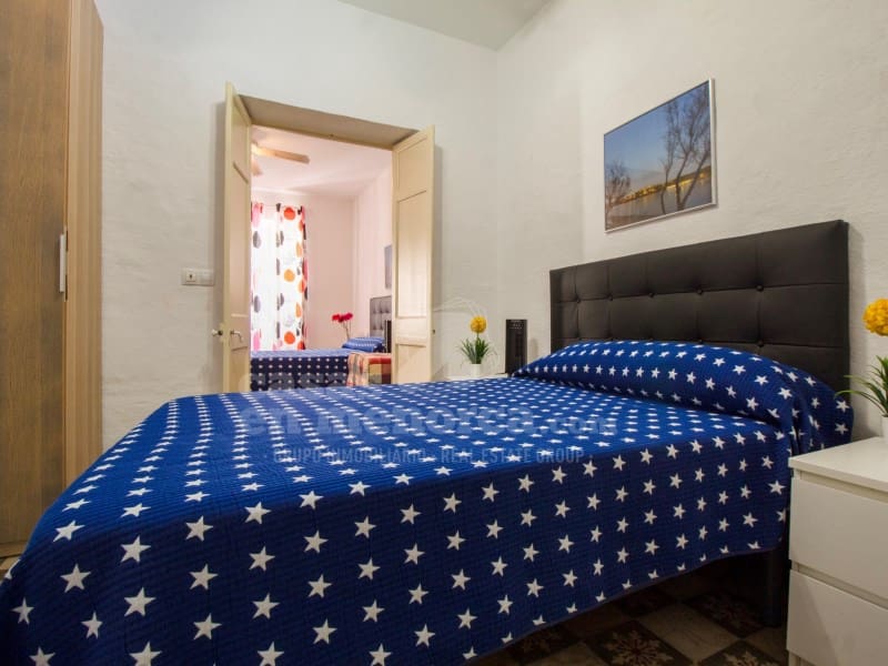 4 soveværelse Byhus til salg i Es Castell - € 421.000 (Ref: 9206768)