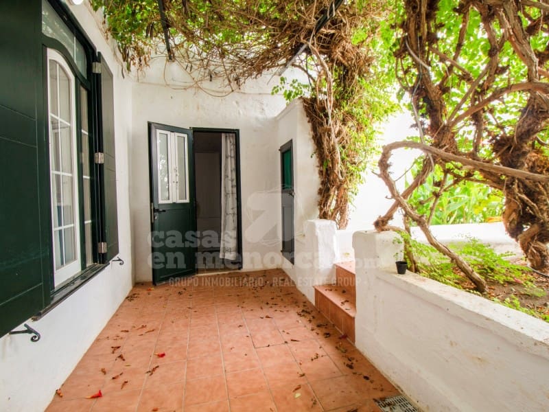 4 soveværelse Byhus til salg i Es Castell - € 421.000 (Ref: 9206768)